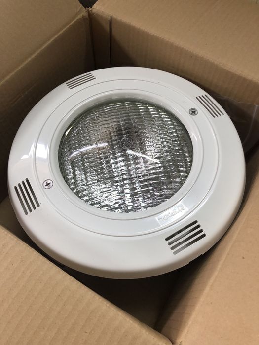 Pool Equipment64282570949378122