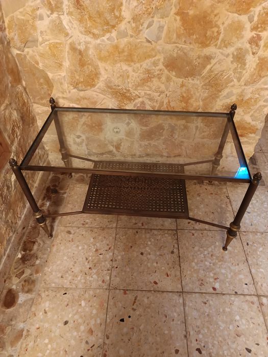 Peça  rara,vintage .Em  vidro e metal amarelo