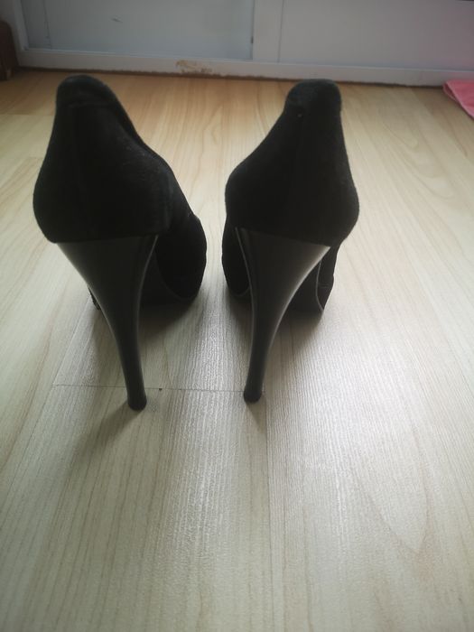 Sapatos salto alto 36