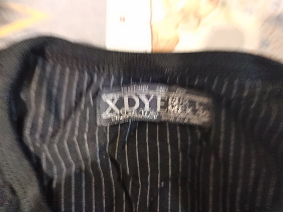 Vendo camisola preta bom estado