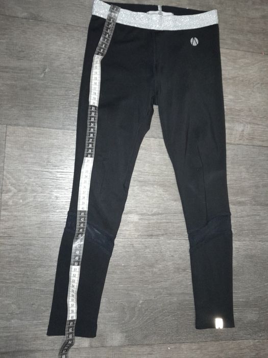 Спортивные лосины со вставками сетки на 4-5 лет