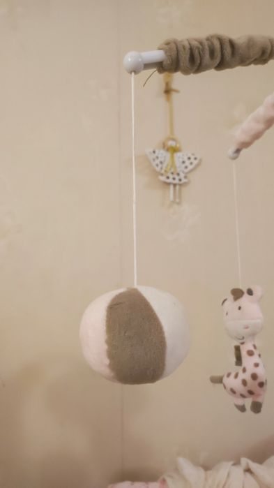 Мобіль на дитяче ліжко