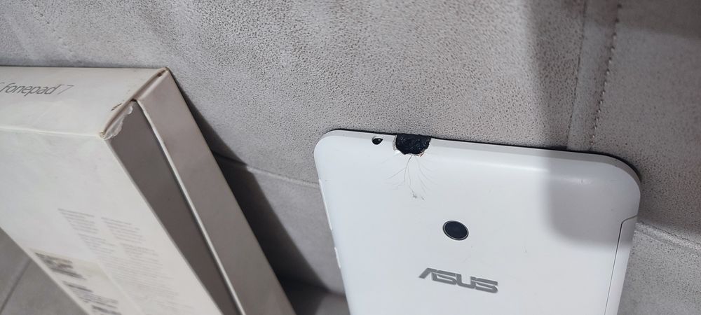 Планшет Asus Fonepad 7