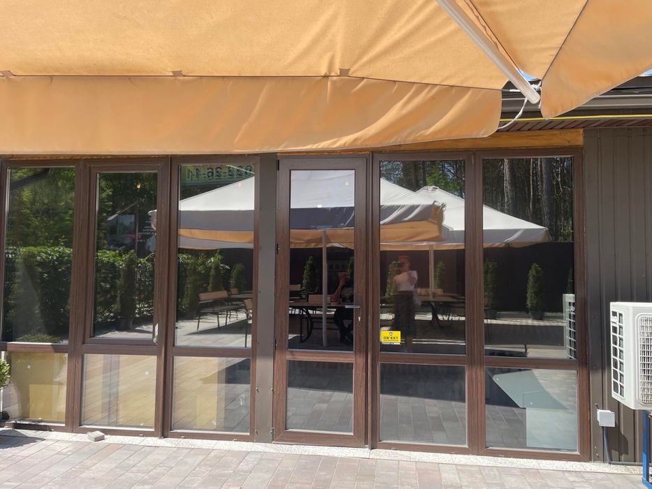 Приміщення на Варшавській трасі. ТЕРМІНОВО!! ТОП ЛОКАЦІЯ!