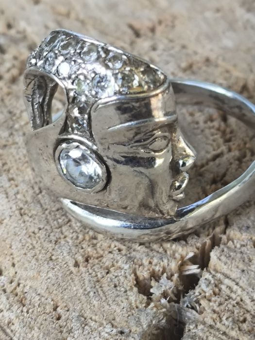 Srebrny stary artystyczny pierścionek twarz ,vintage