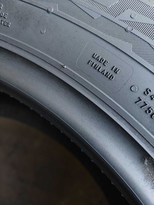 Шини 25року Nokian r17 215/65 103Н XL Фінські продаються комплект