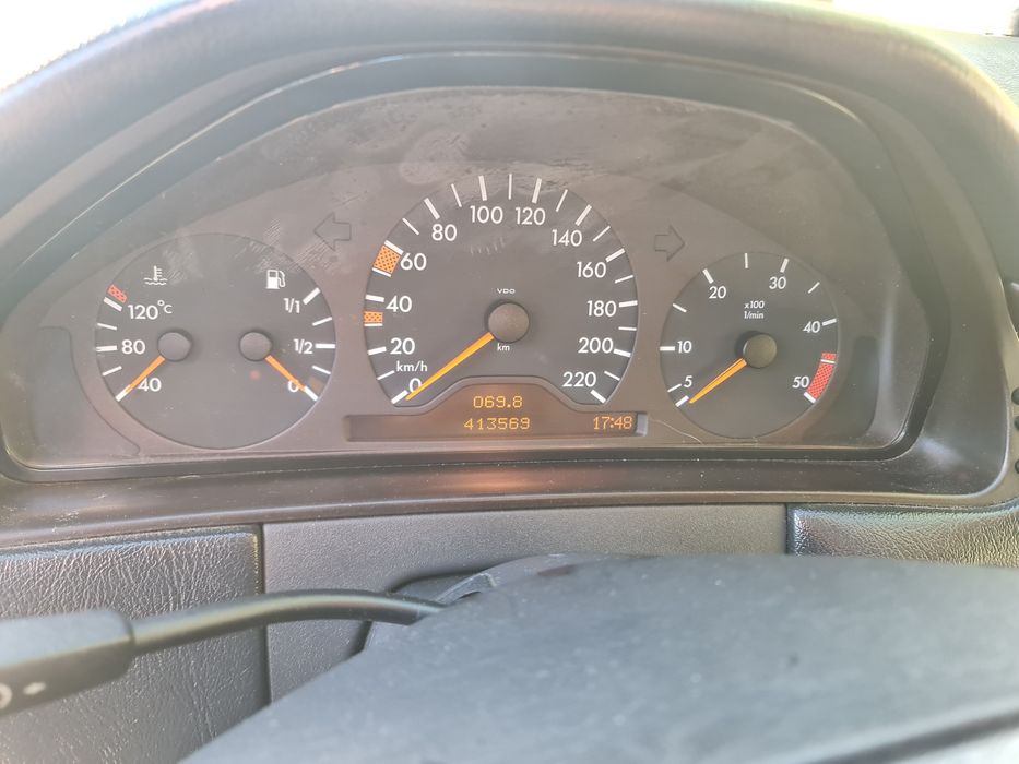 Mercedes E 290 Td