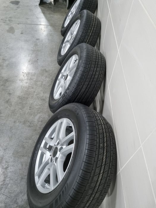 Диски колісні с резиною на BMW R17