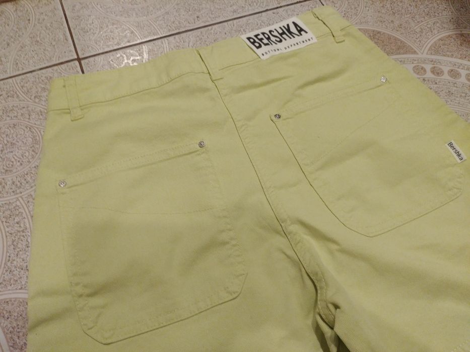 Spodnie damskie Jogger Bershka