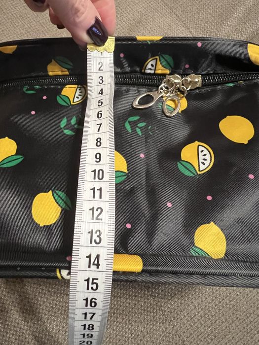 Косметичка дорожная