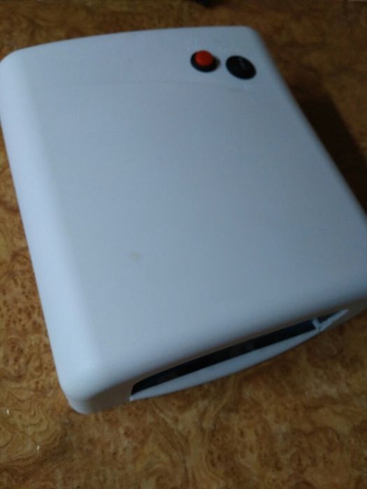 УФ лампа для сушки нігтів. Б/У