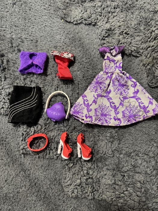 Кукли monster high в гарному стані