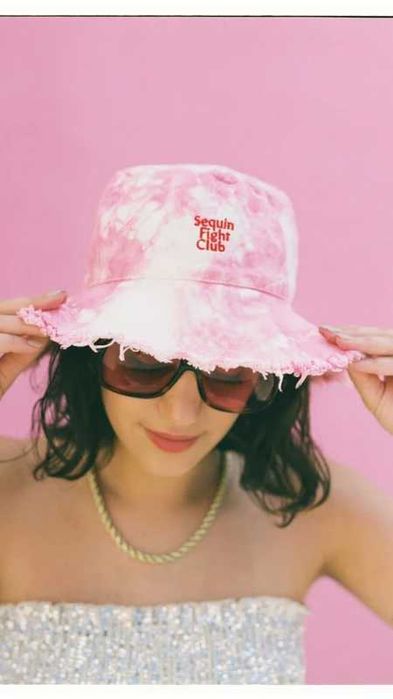 Chapéu - bucket cap - Sequin fight club