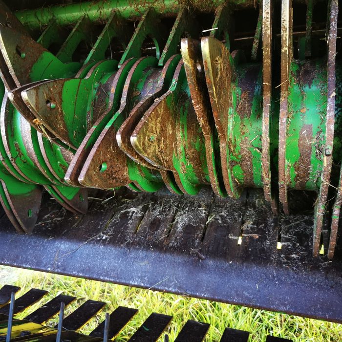 Sprzedam Prase John Deere 592  Belarka