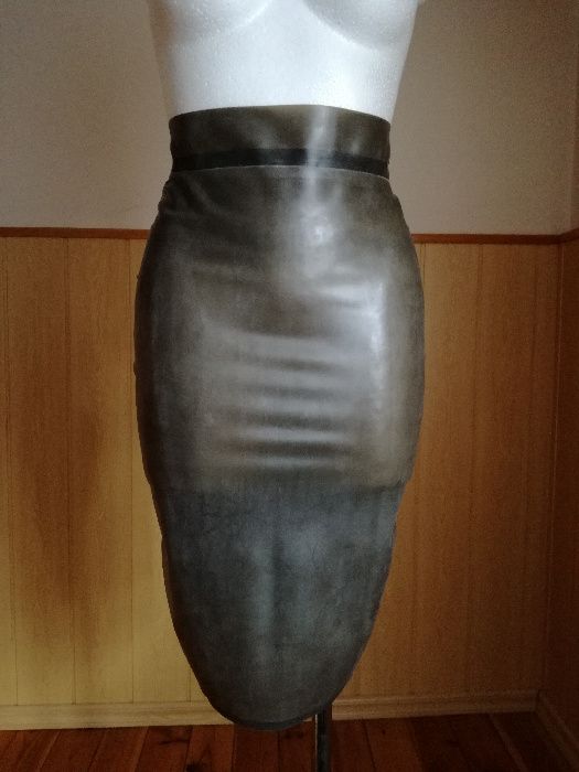 Latex 100% spódnica ołówkowa r 36 S Transparentny Czarny ,chlorowany