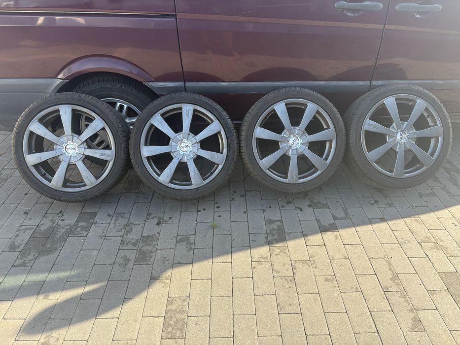 Kola opony 18 alu 235x40R18