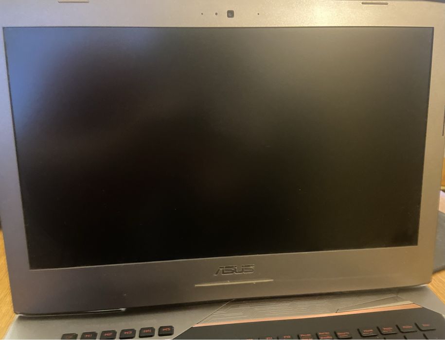 Laptop ASUS G752V |I7| GTX 970m | 32gb | 480GB SSD |