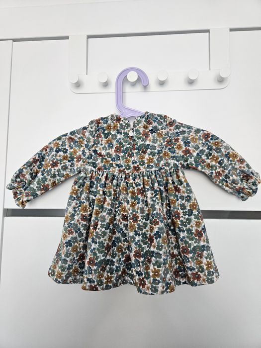 Welurowa sukienka w kwiaty Mayoral r. 65