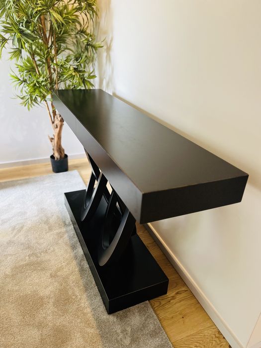 Consola decorativa em excelente estado