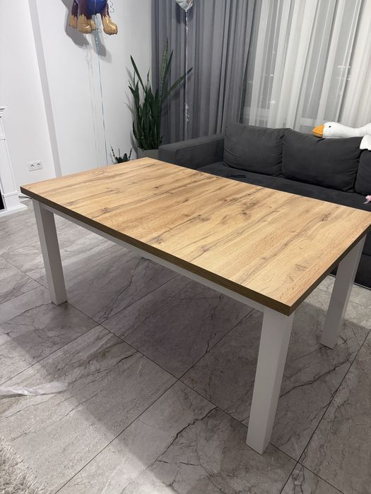 Стіл обідній Юск