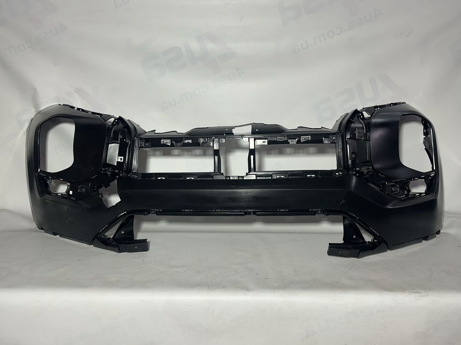 Mitsubishi Outlander 2022 2023 2024 2025 бампер передній