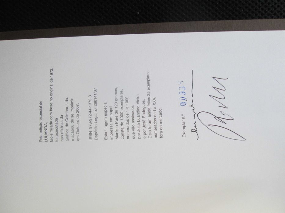 Luuanda, edição especial, numerada e autografada, José Luandino Vieira