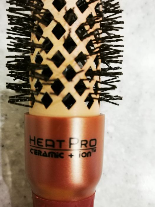 Щітка кругла для укладки волосся