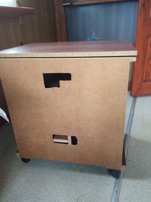 Тумбочка под телевизор