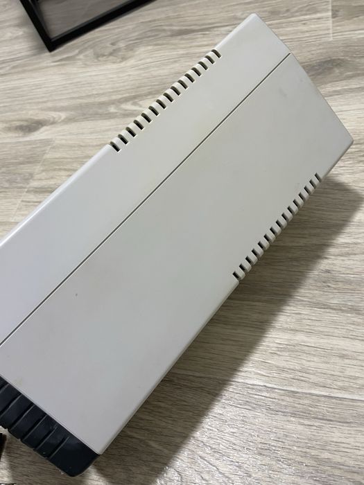 Джерело безперебійного живлення MGE NOVA 600 AVR / безперебійник / дбж