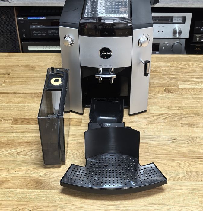 Кавова машина Jura Impressa F70