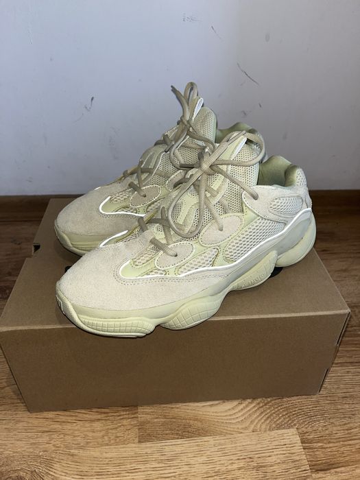 Yeezy 500 supermoon yellow 42 1/2