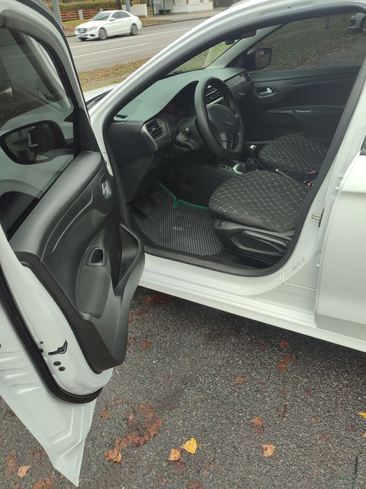 Продам Peugeot 301 (2021року)