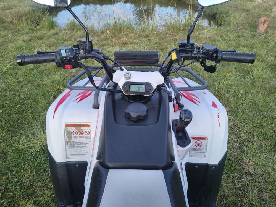 Квадроцикл Linhai z180 .
