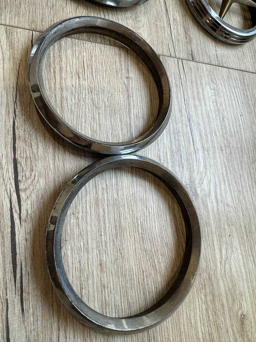 Кольца на приборную панель, воздуховоды ВАЗ 2101-2103-2106: 500 грн ...