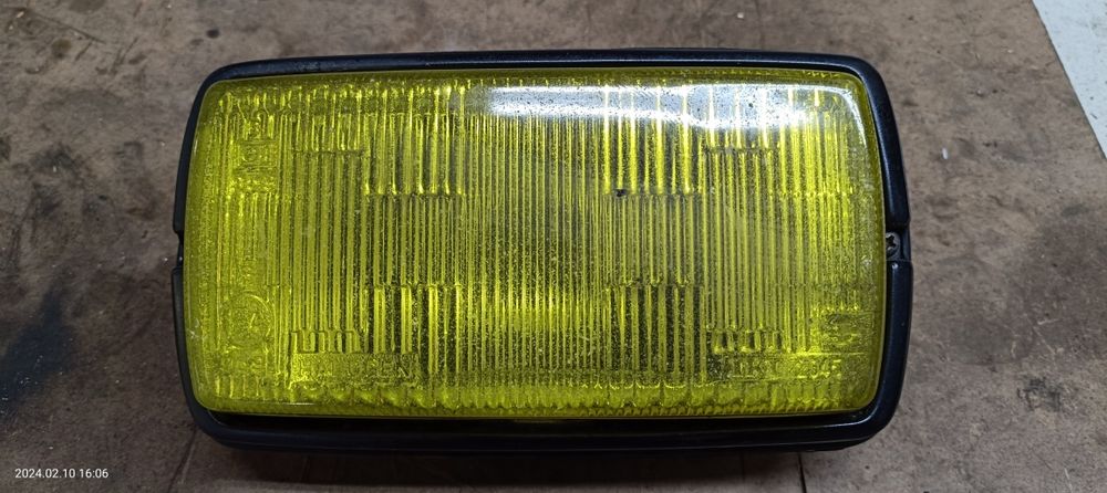 Nissan Micra 1.2 Super S de 1988 - Farol de nevoeiro