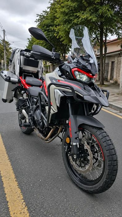 Benelli TRK 702 X