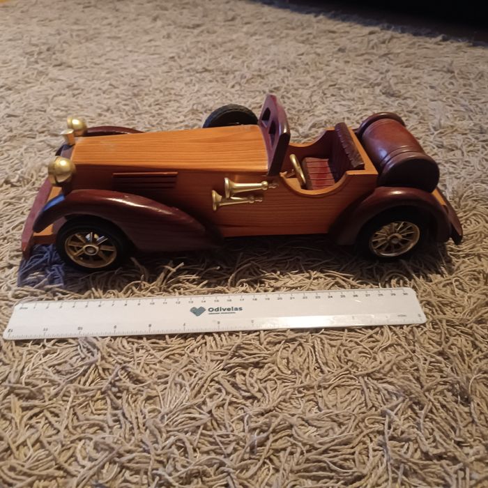 carro de madeira