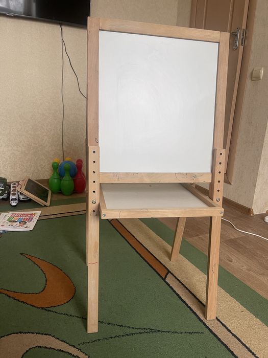 Мольберт та дощечка