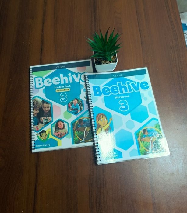 Beehive.  Друк книг під замовлення.