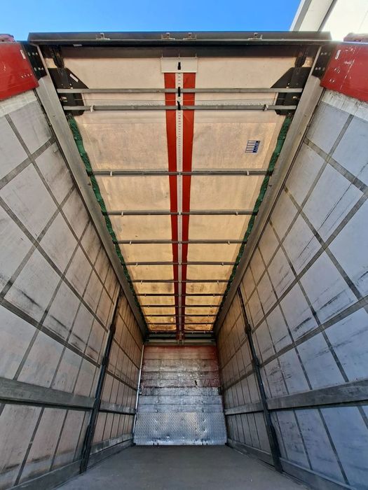 Schwarzmuller Ciężarowa Przyczepa 18 Palet  Przyczepa Ciężarowa