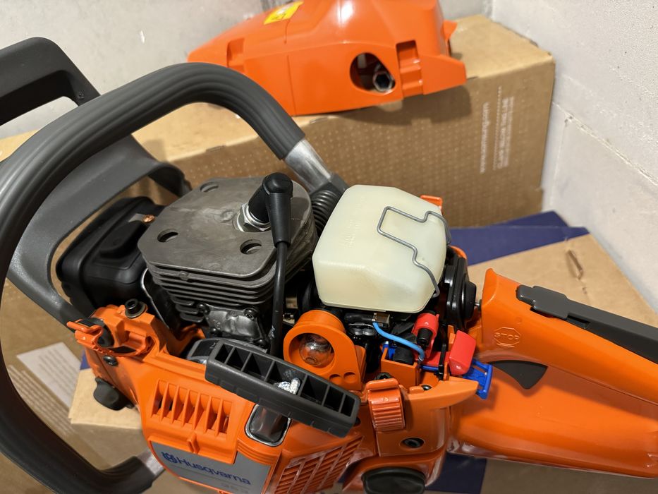 Piła Pila Spalinowa Pilarka Husqvarna 353/365