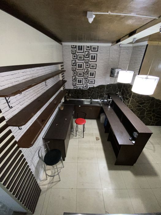 Продам кафе-бар у центрі Берегова