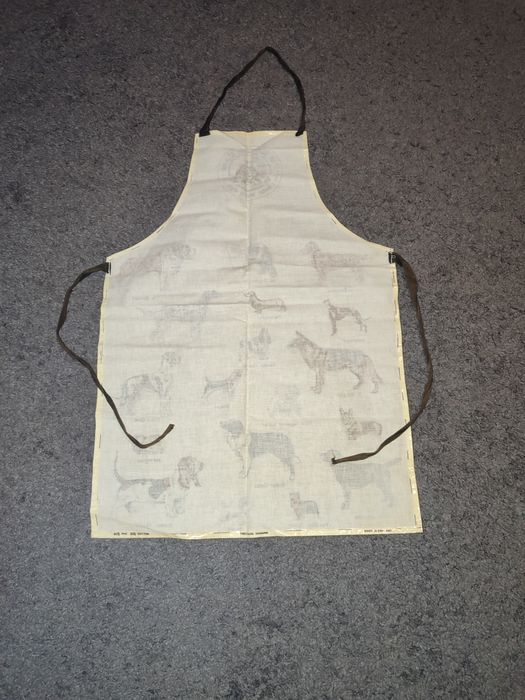 Водонепроникний фартух для грумінгу та купання 

купання