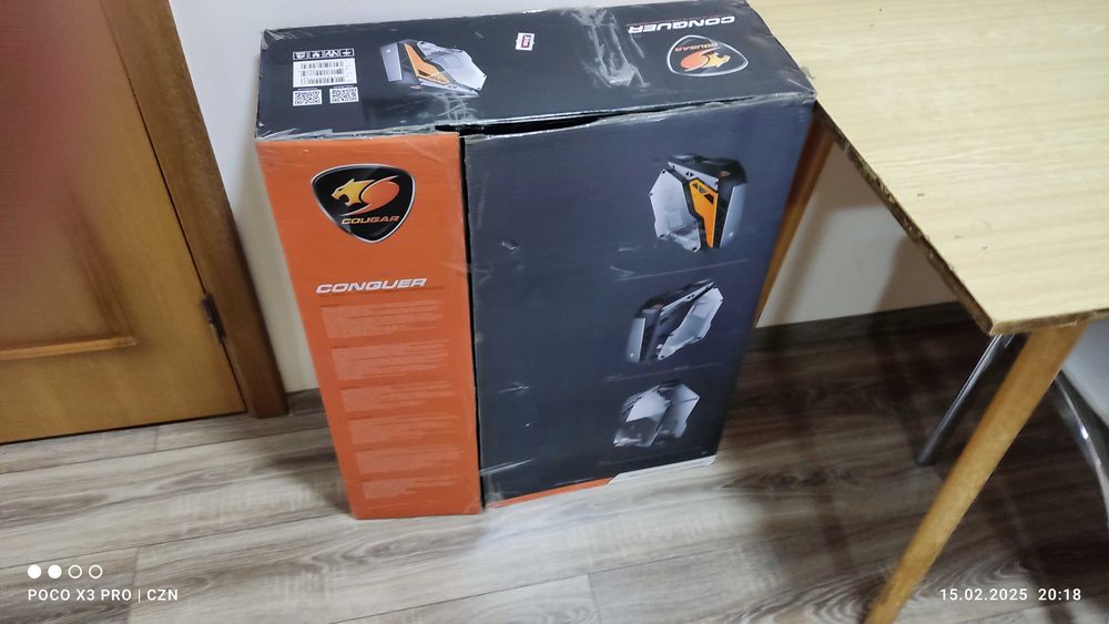 Корпус Cougar Conquer