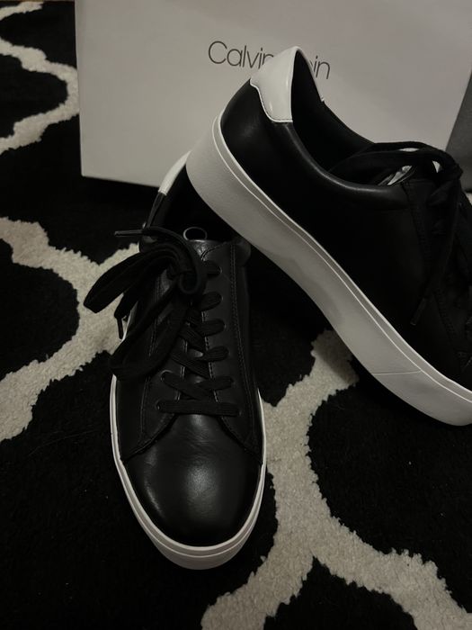 Sneakersy Calvin Klein Janika roz 41  czarne na platformie Polecam