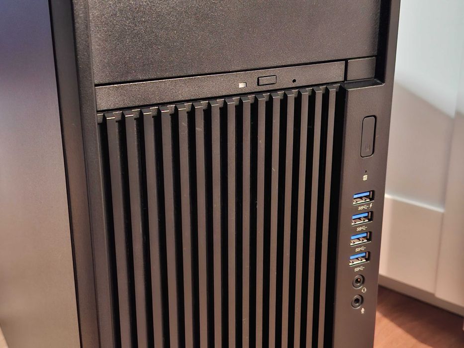 Komputer HP / i7-6720 / 32GB / GT 1030 / SSD 500GB / Windows 11