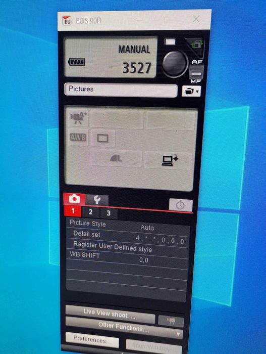 Lustrzanka  Canon EOS90D