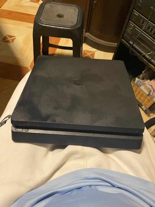 PlayStation 4 semi nova