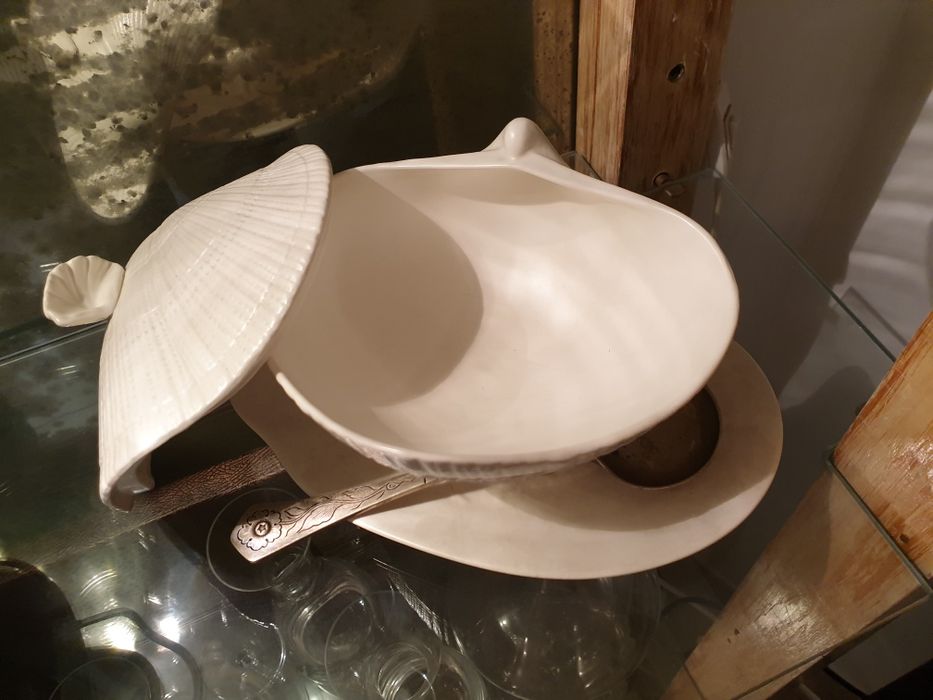 Molheira em formato de concha