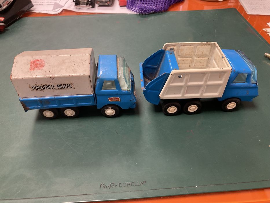 2 Miniaturas RICO, TONKA, Camião Militar e Camião do Lixo